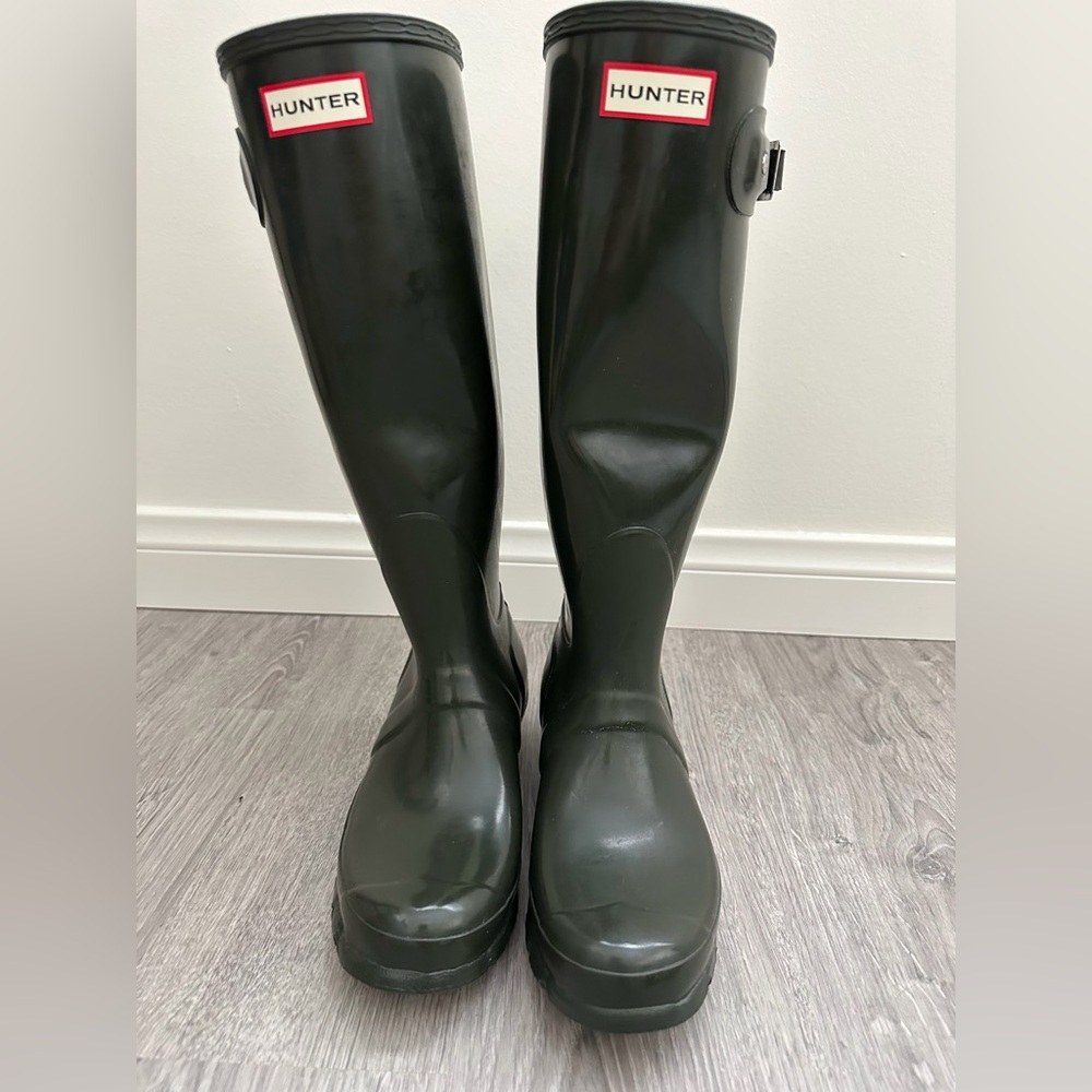 Hunter Tall Rain Boots, 7, Olive Green - Picture 2 of 5